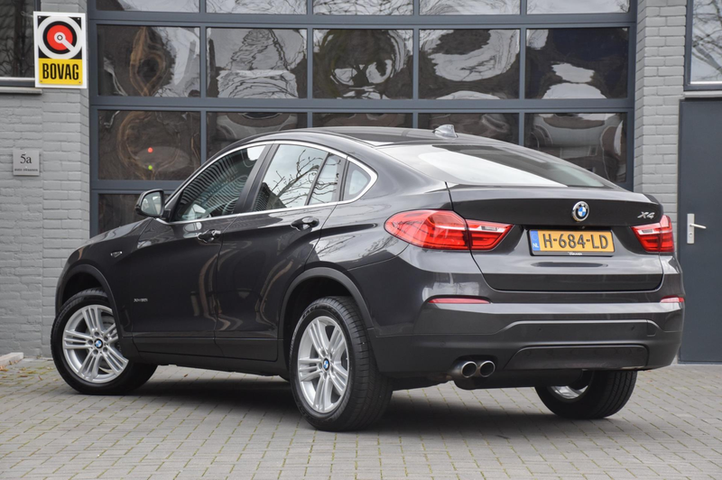 BMW X4 XDrive35i High Executive 6 cilinder, Head-up — photo 4