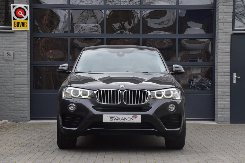 BMW X4 XDrive35i High Executive 6 cilinder, Head-up — photo 16