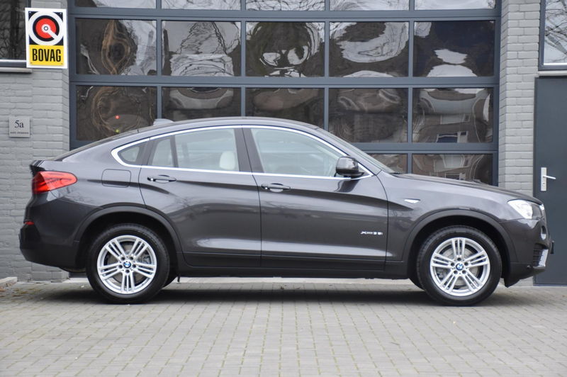 BMW X4 XDrive35i High Executive 6 cilinder, Head-up — photo 17