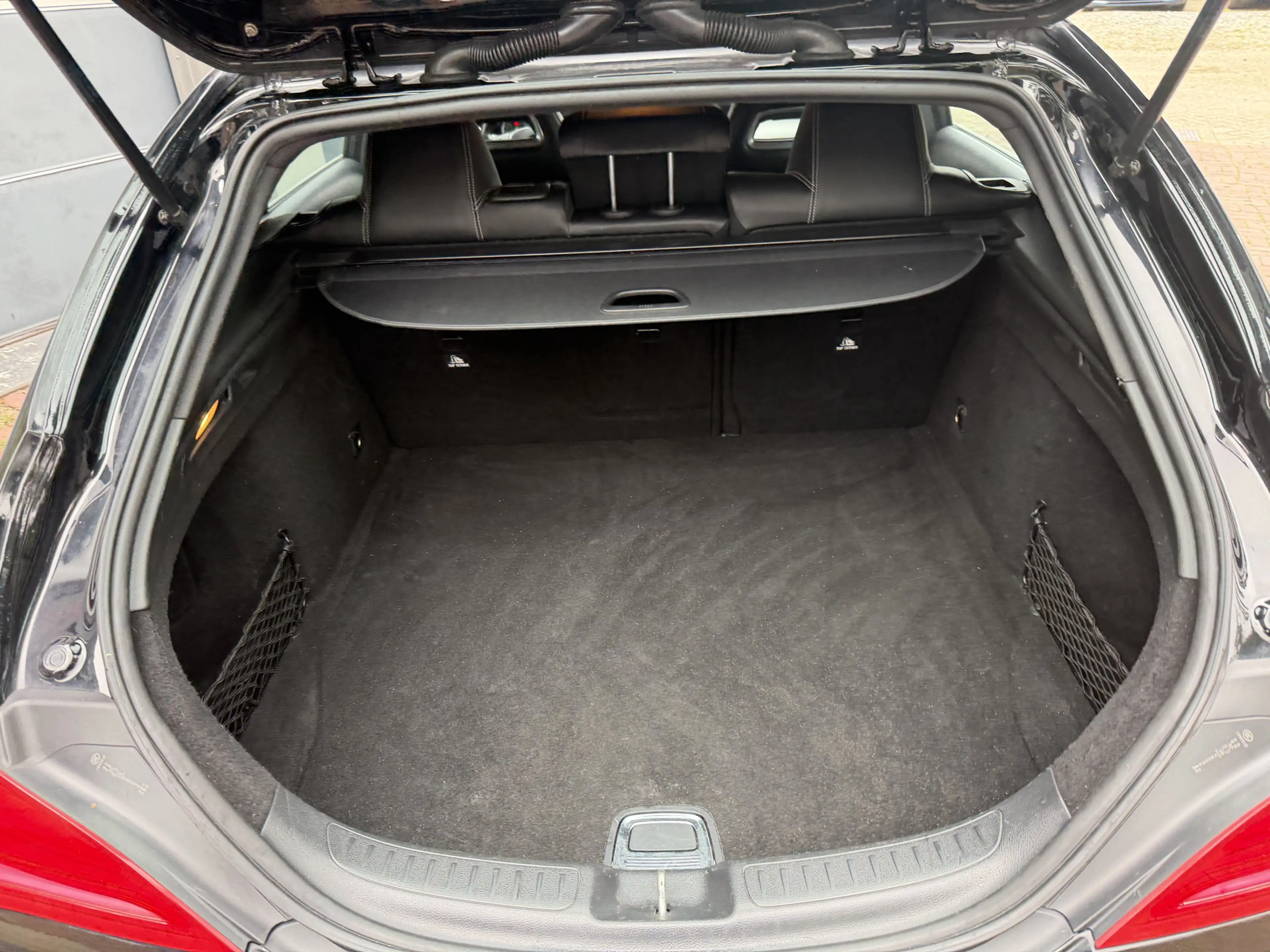 Mercedes-Benz CLA 180 Shooting Brake Bj 2015 km 136.000 Navi,Cruise,Pdc — photo 11