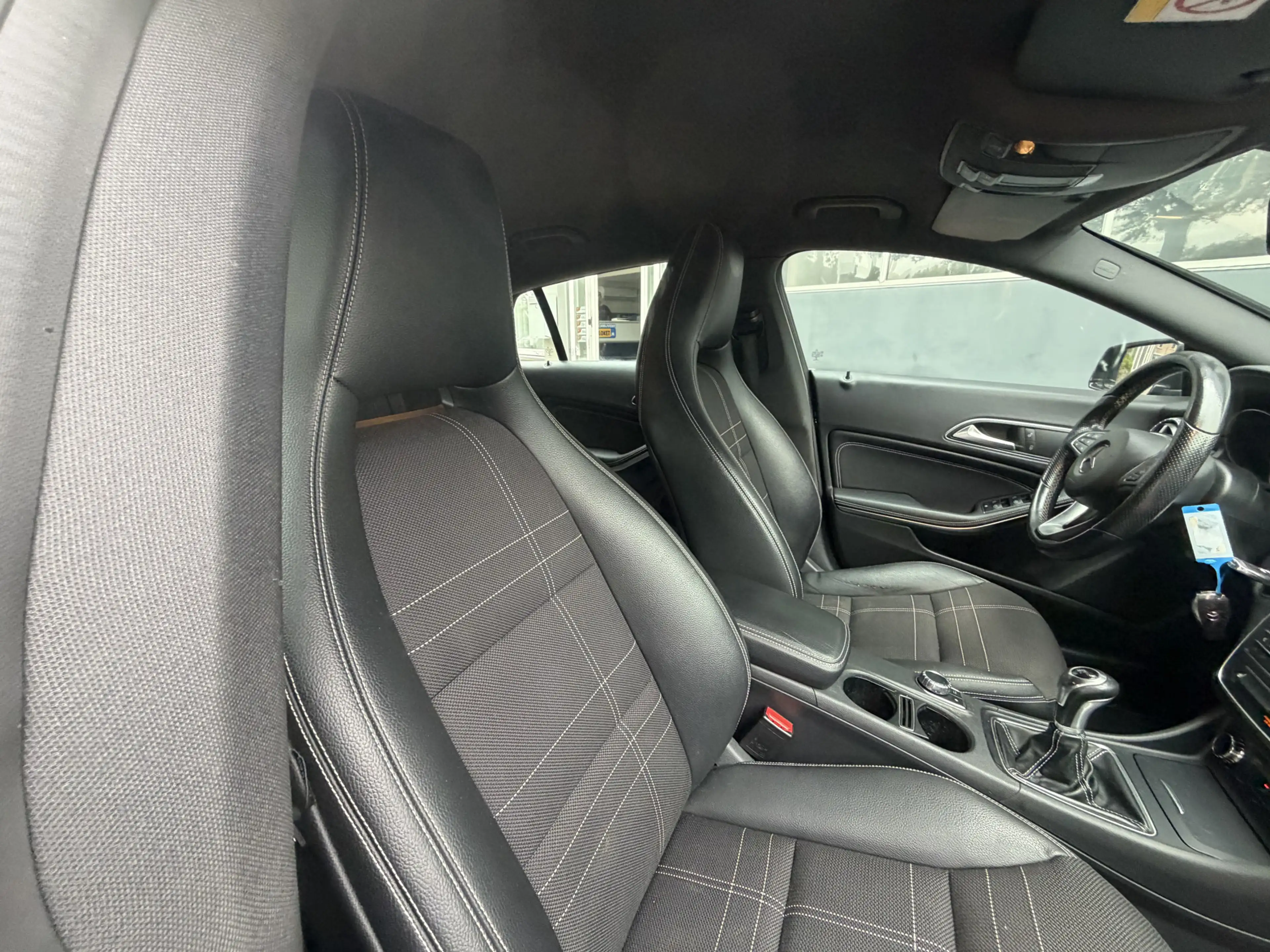 Mercedes-Benz CLA 180 Shooting Brake Bj 2015 km 136.000 Navi,Cruise,Pdc — photo 22