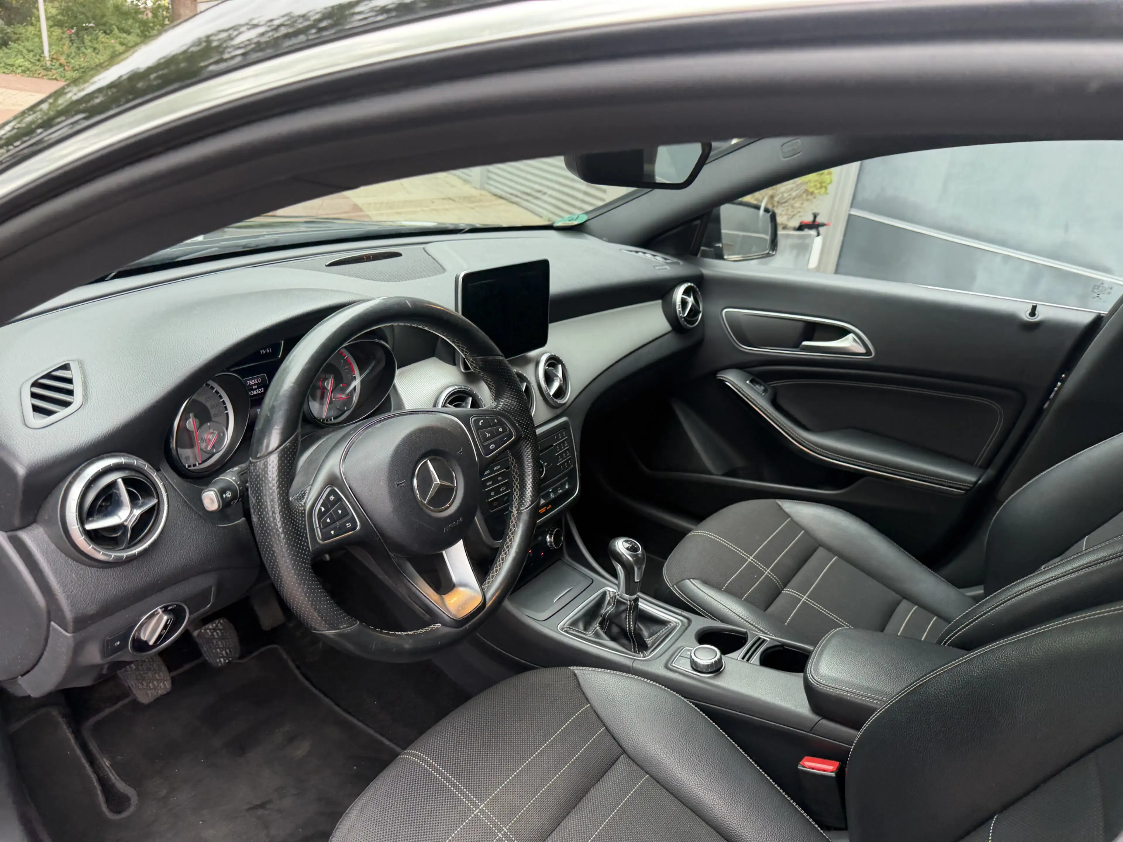 Mercedes-Benz CLA 180 Shooting Brake Bj 2015 km 136.000 Navi,Cruise,Pdc — photo 7