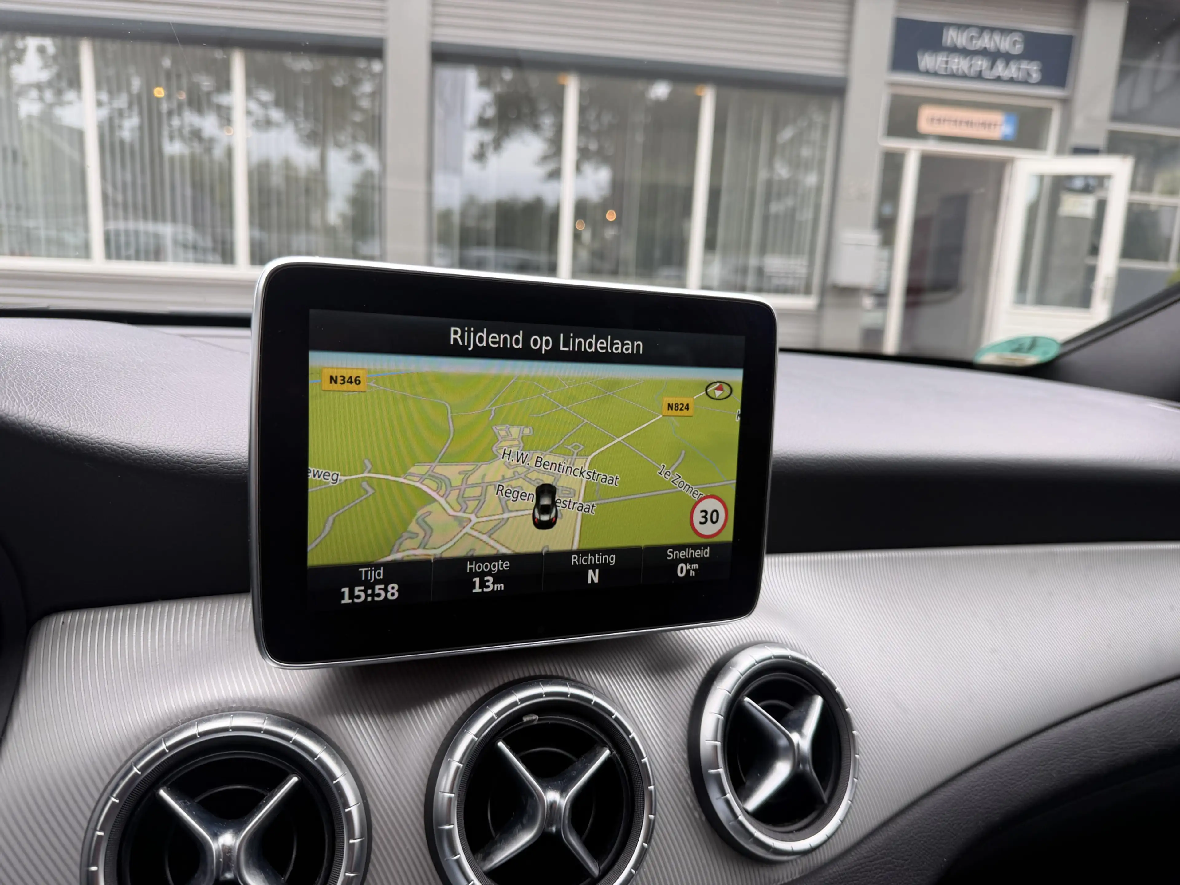 Mercedes-Benz CLA 180 Shooting Brake Bj 2015 km 136.000 Navi,Cruise,Pdc — photo 12