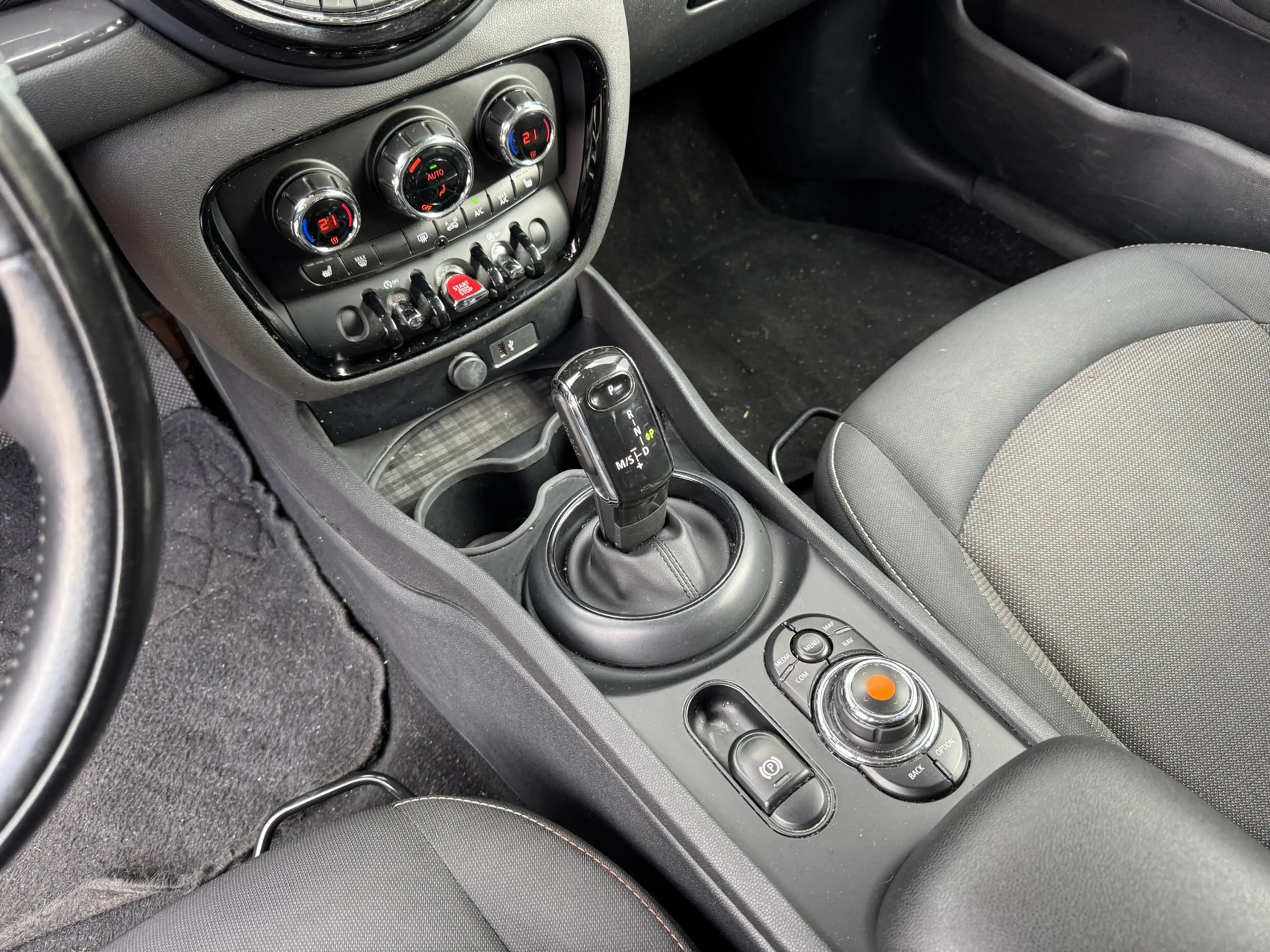 MINI One Clubman 1.5 Automaat Keyless Stoelverwarming — photo 9