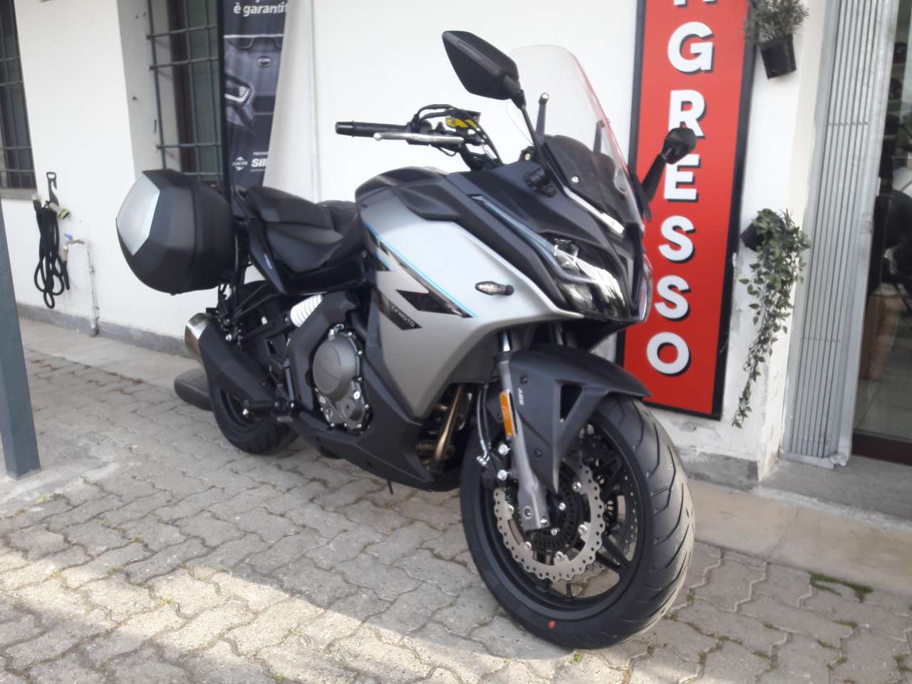 CFMOTO 650GT CF Moto 650GT