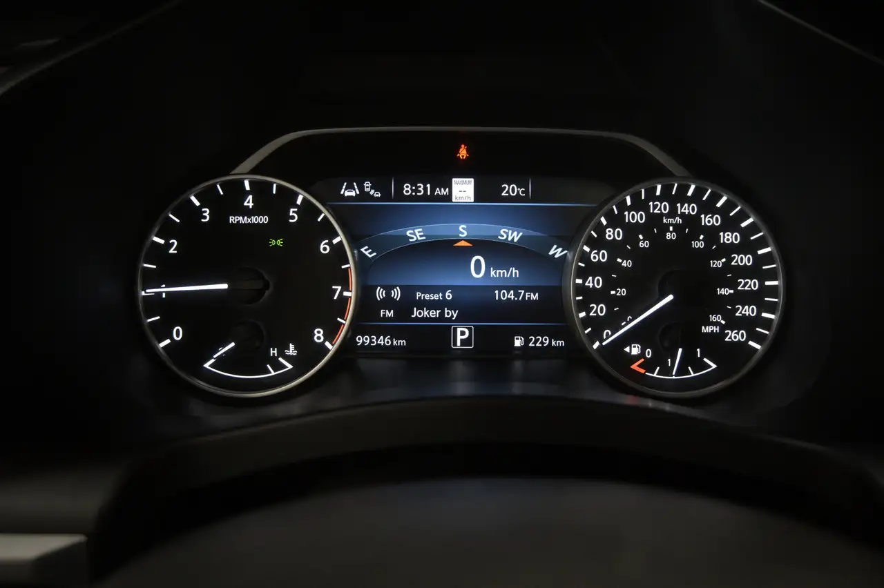 Nissan Murano снимка Nissan Murano