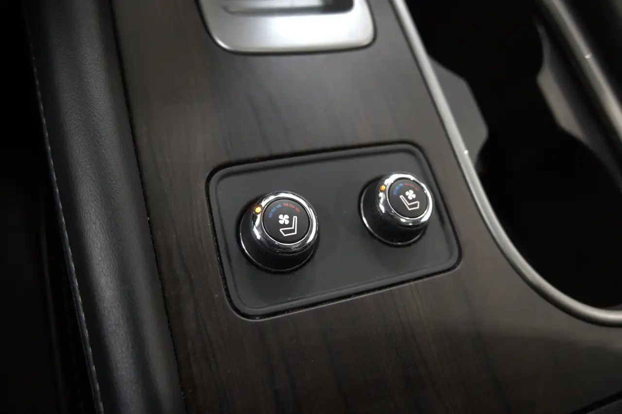 Nissan Murano снимка Nissan Murano