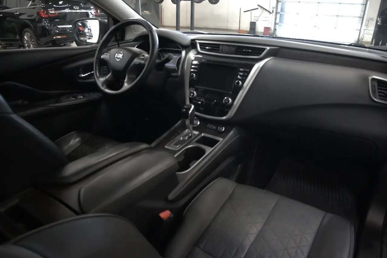 Nissan Murano снимка Nissan Murano