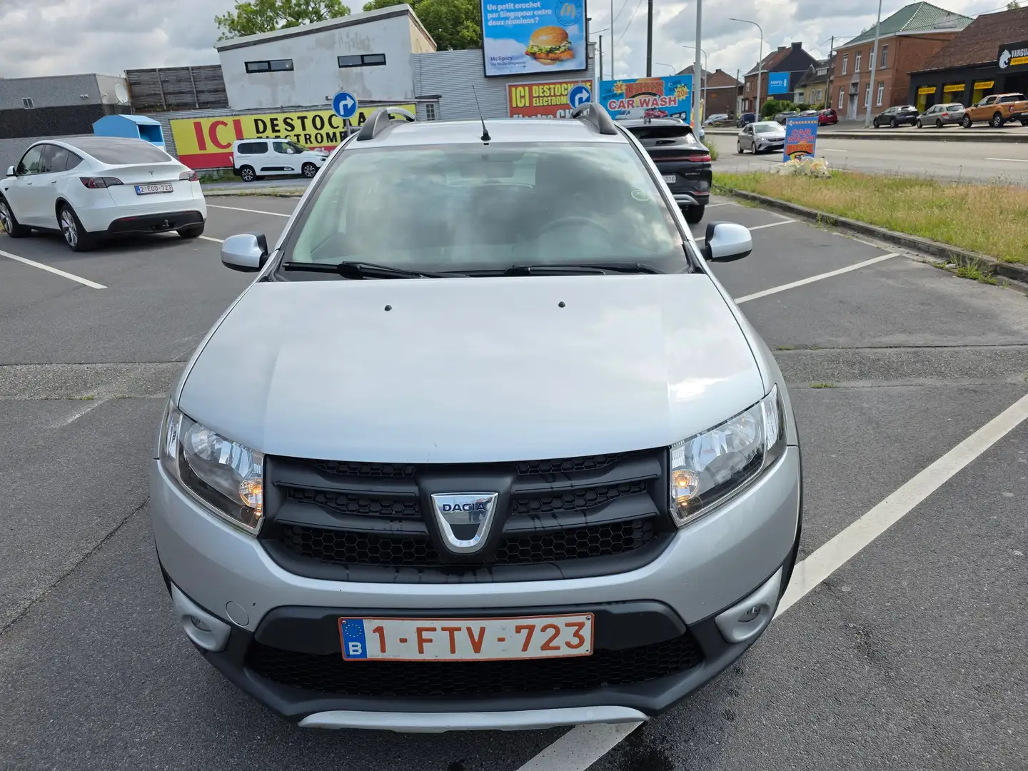 Dacia Sandero Sandero Stepway 0.9 TCe Stepway Zilver - 1