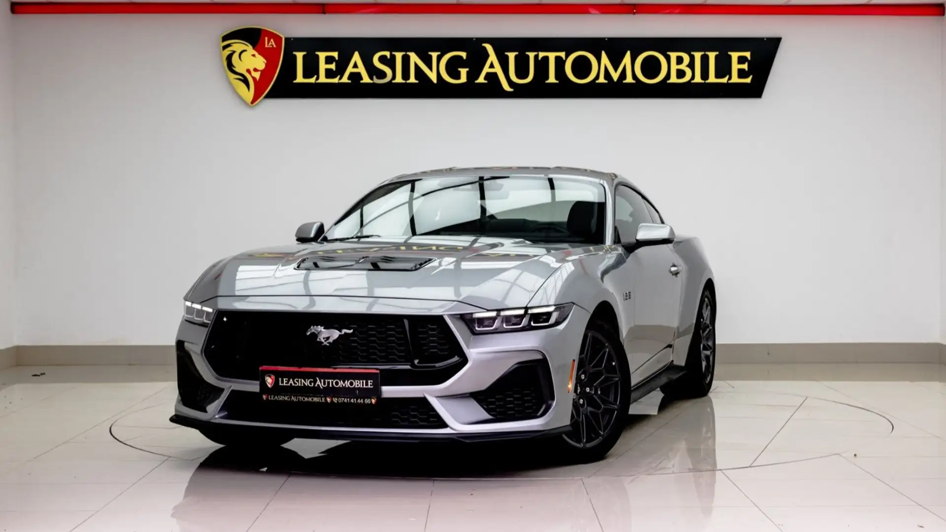 Ford Mustang GT Performance V8 Fastback LED Facelift Grijs - 1