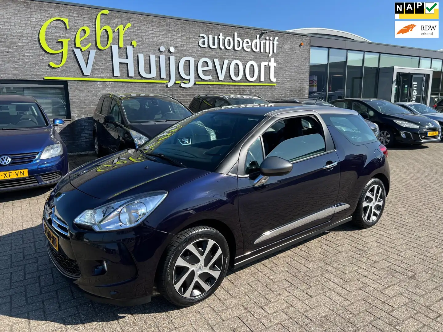 Citroen DS3 1.2 VTi Chic Blauw - 1