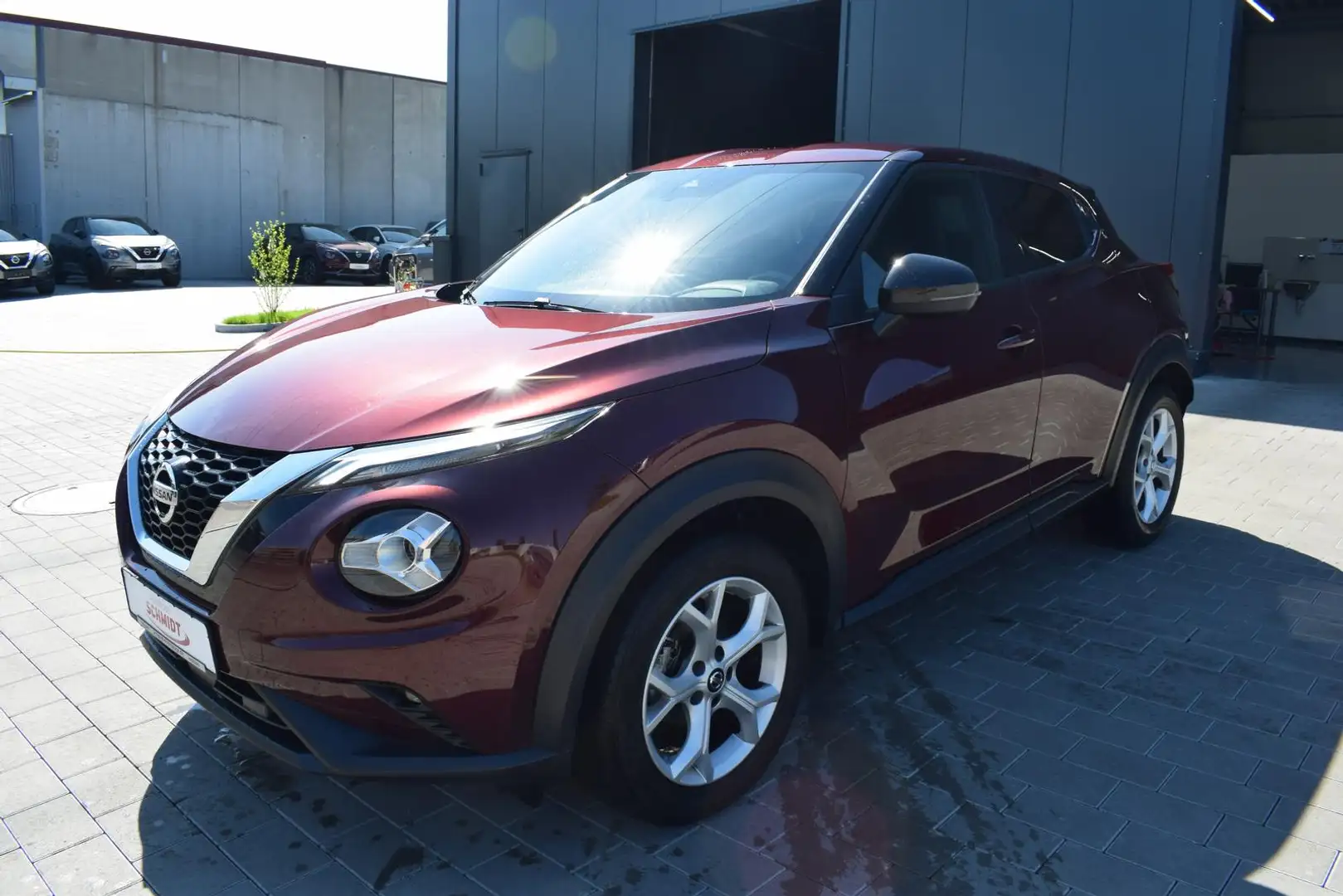 Nissan Juke 1.0 DIG-T DCT N-Connecta Rosso - 2