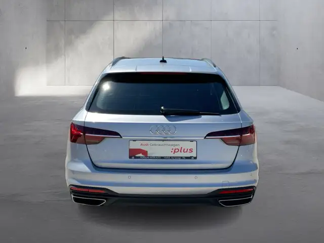 Audi A4 view 5