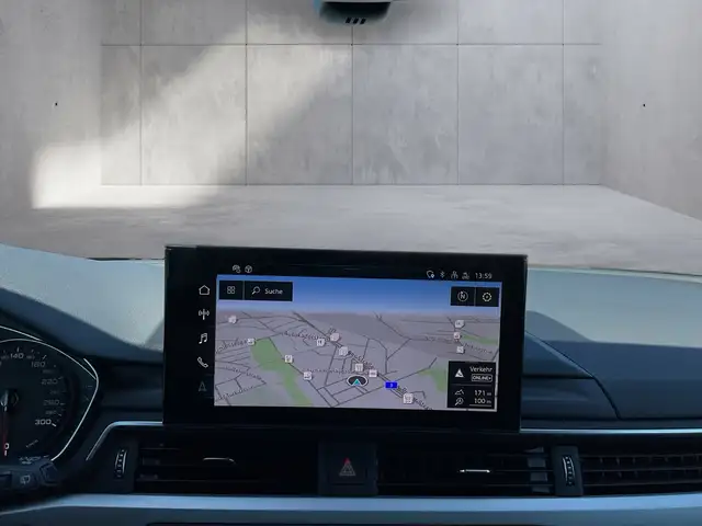 Audi A4 view 15