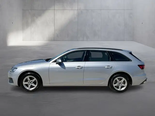 Audi A4 view 3