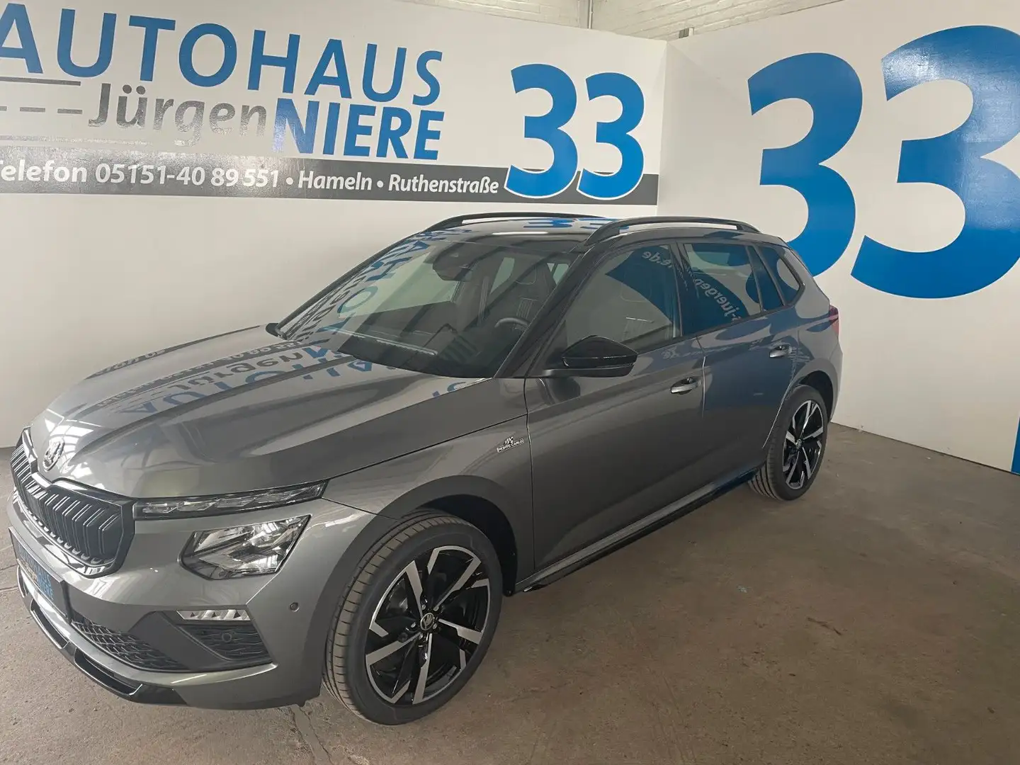 Skoda Kamiq 1.5 TSI ACT DSG Monte Carlo Grau - 1