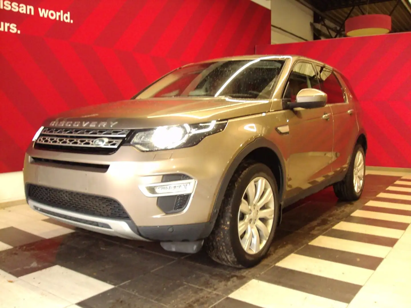 Land Rover Discovery Sport AUTOMAAT Or - 1