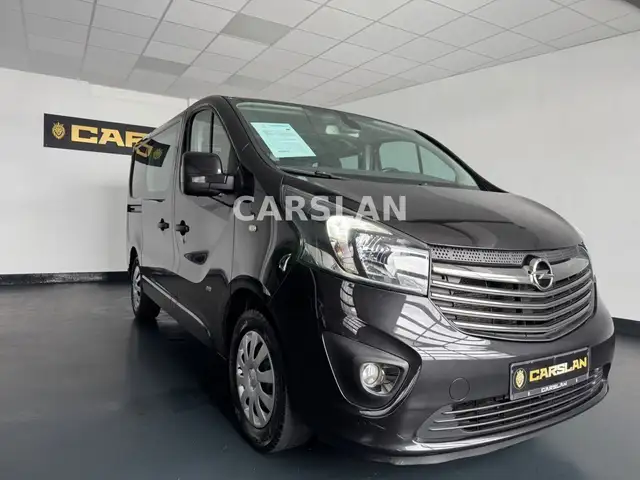 Opel Vivaro view 5