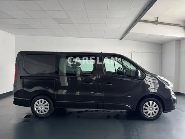 Opel Vivaro view 8