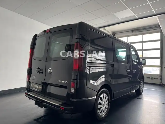 Opel Vivaro view 14