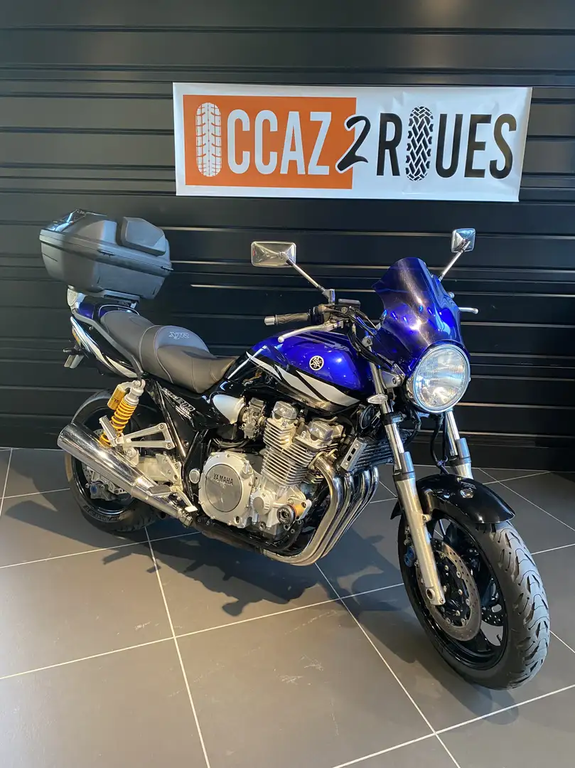 Yamaha XJR 1300 Blau - 1