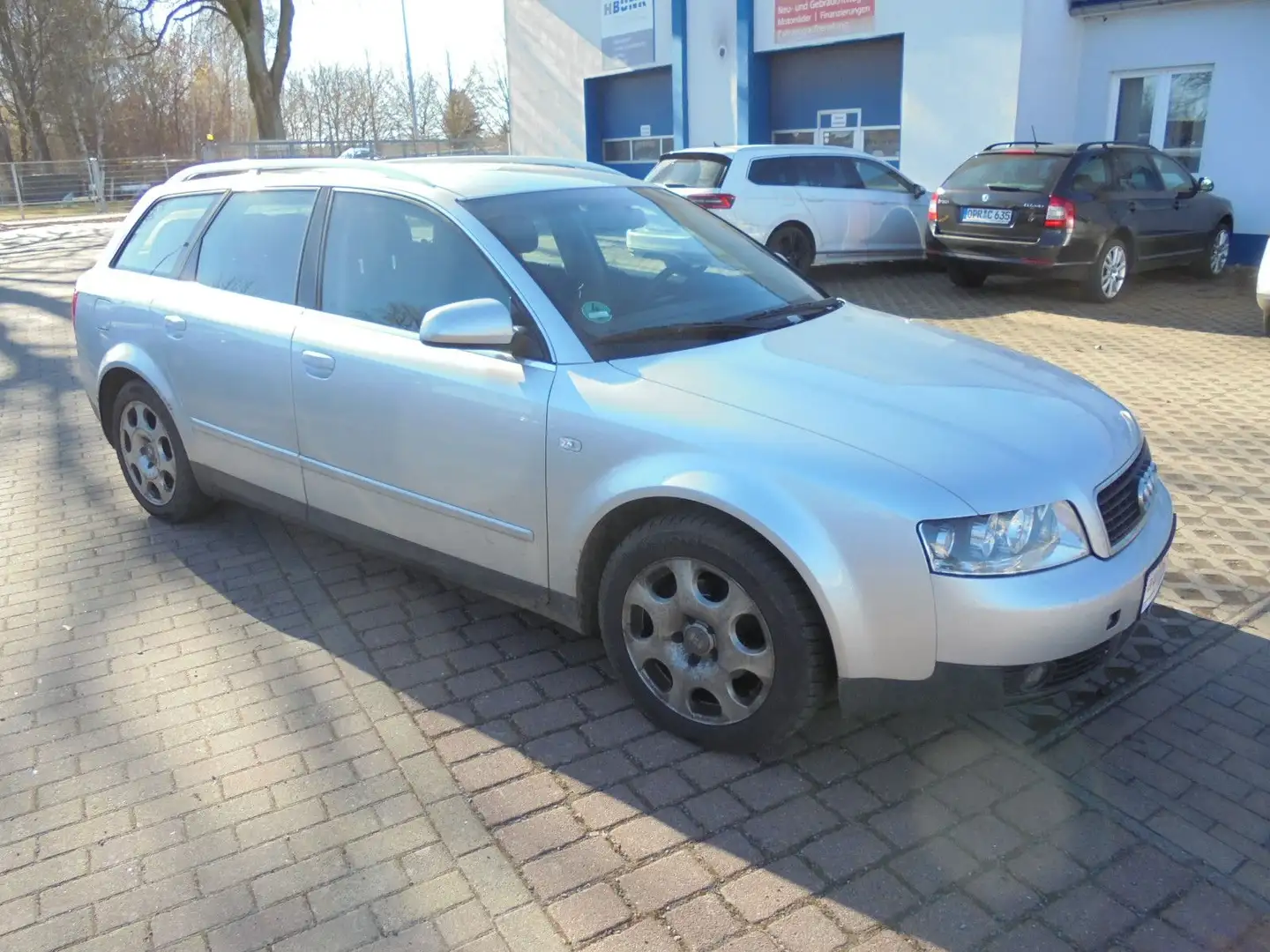 Audi A4 1.6 Avant Silber - 1