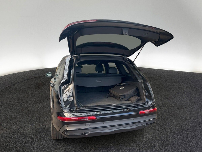 Audi Q7 55 TFSI e quattro tiptronic S line Pano Luftf — photo 10