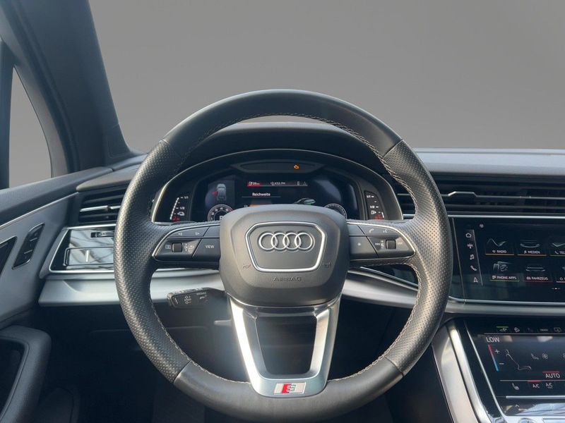 Audi Q7 55 TFSI e quattro tiptronic S line Pano Luftf — photo 11