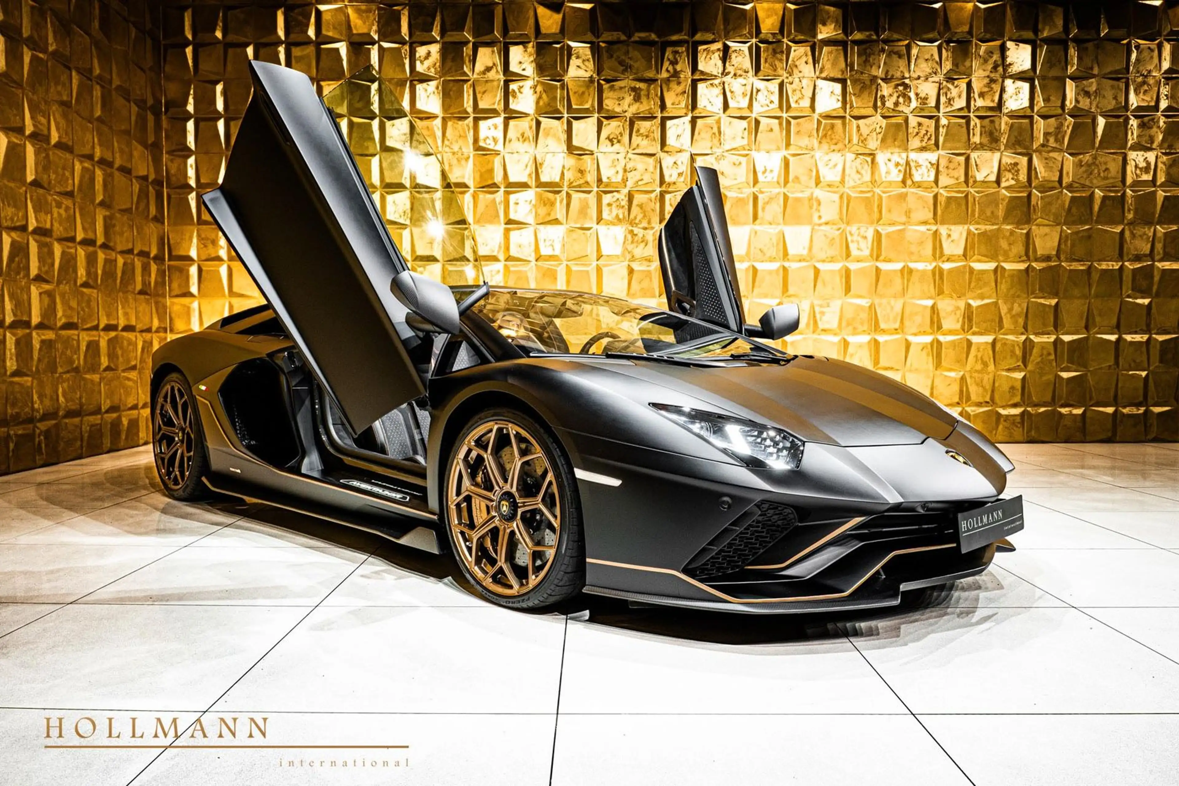 Lamborghini Aventador LP 780-4 ULTIMAE ROADSTER+CARBON FIBER — photo 9