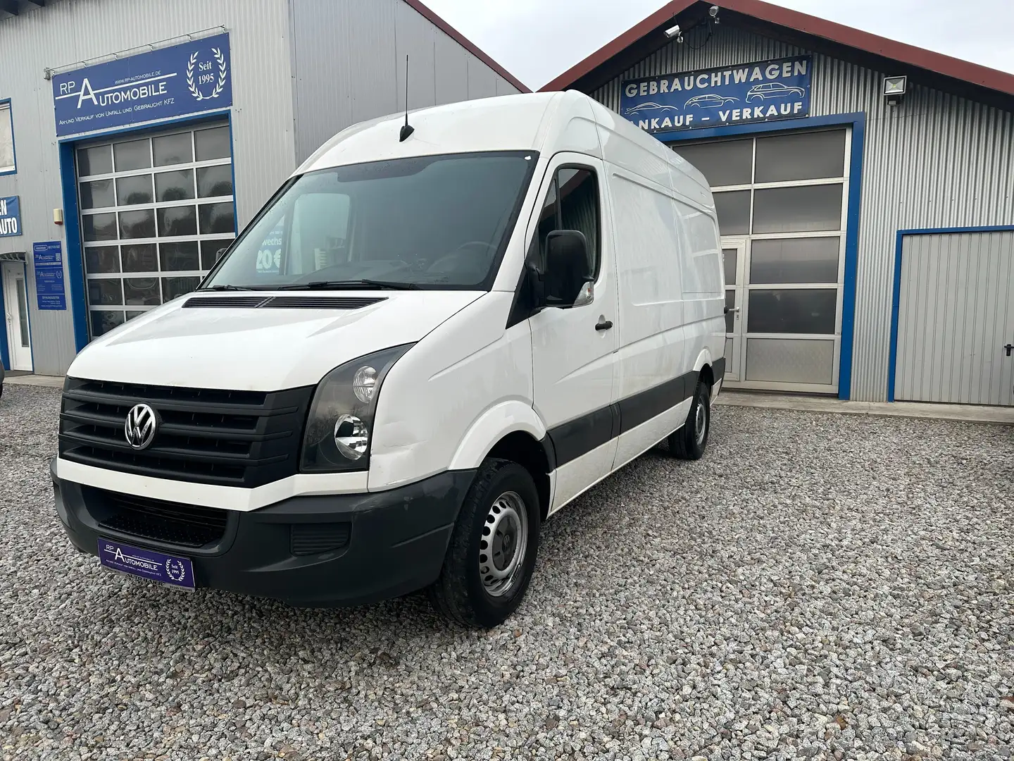 Volkswagen Crafter 35 mittel L2H2 Hochdach AHK TEMPOMAT KLIMA TEL Weiß - 1