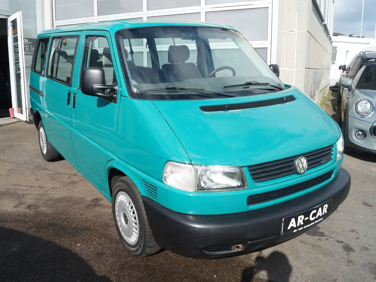 Volkswagen T4 1.9 TD Turbodiesel ABS Radio CD 6 Sitzer HU/AU NEU TÜV, foto 2