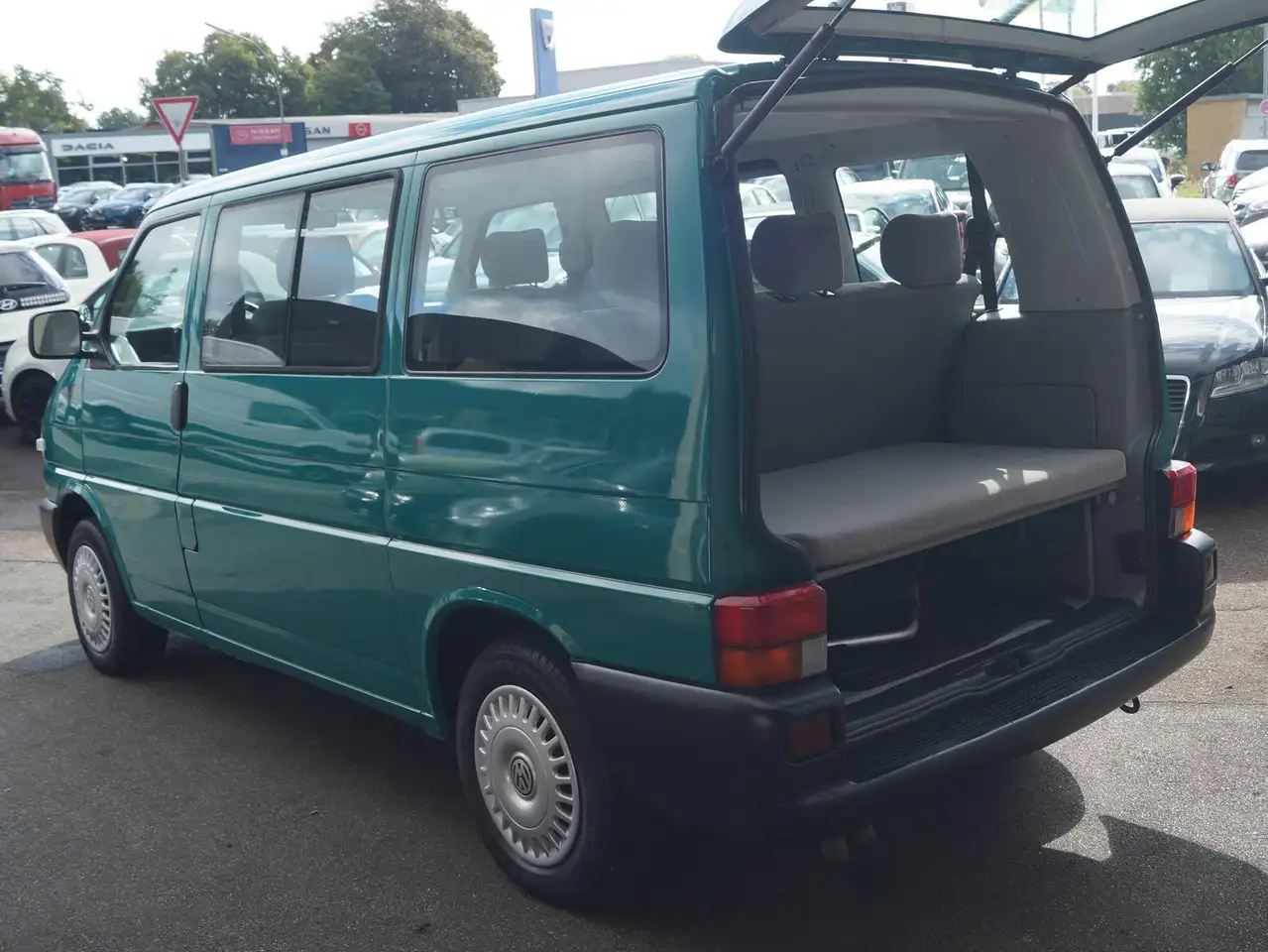 Volkswagen T4 1.9 TD Turbodiesel ABS Radio CD 6 Sitzer HU/AU NEU TÜV, foto 8