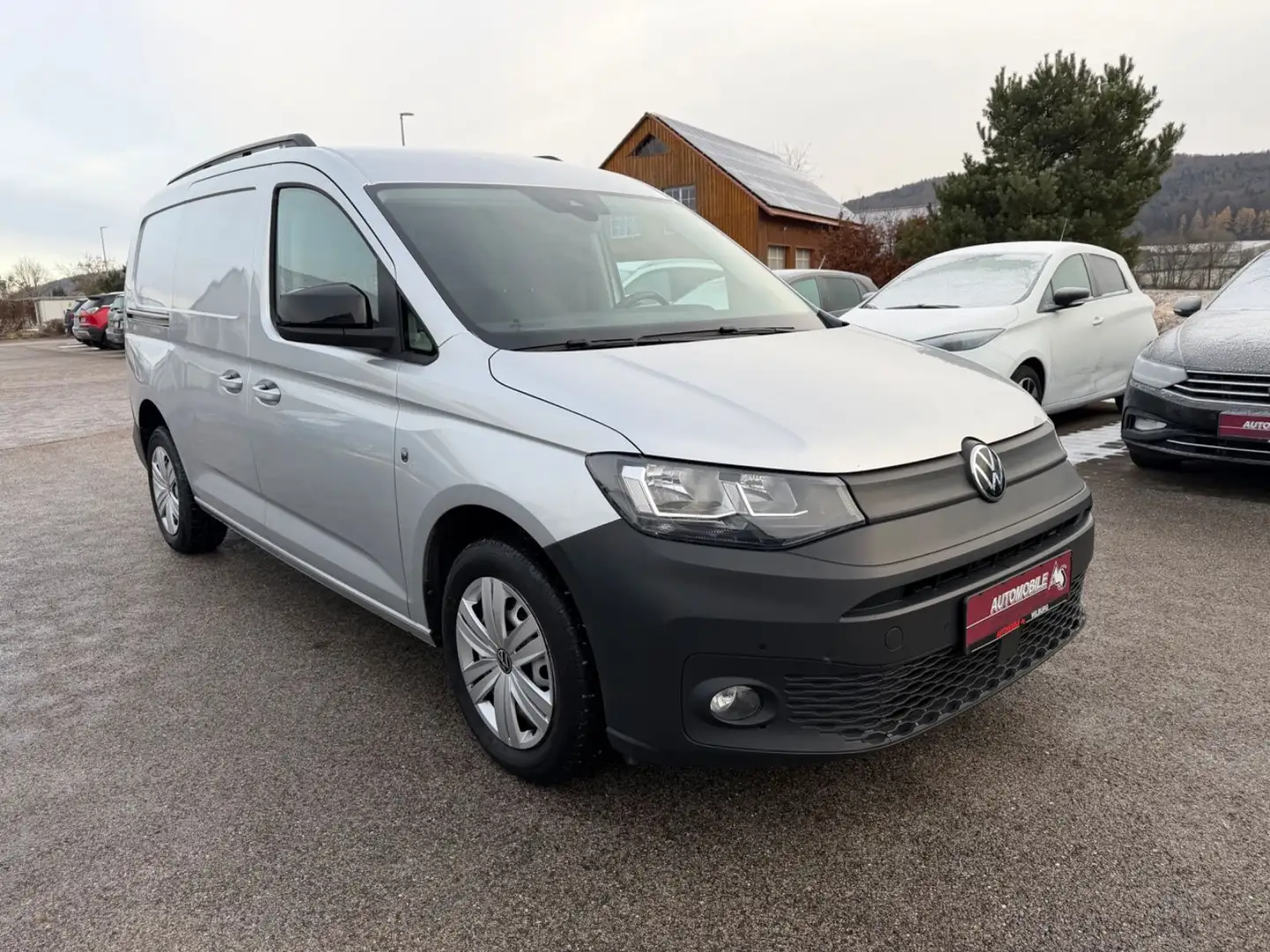 Volkswagen Caddy Cargo DSG Maxi*Navi*SHZ* Plateado - 2