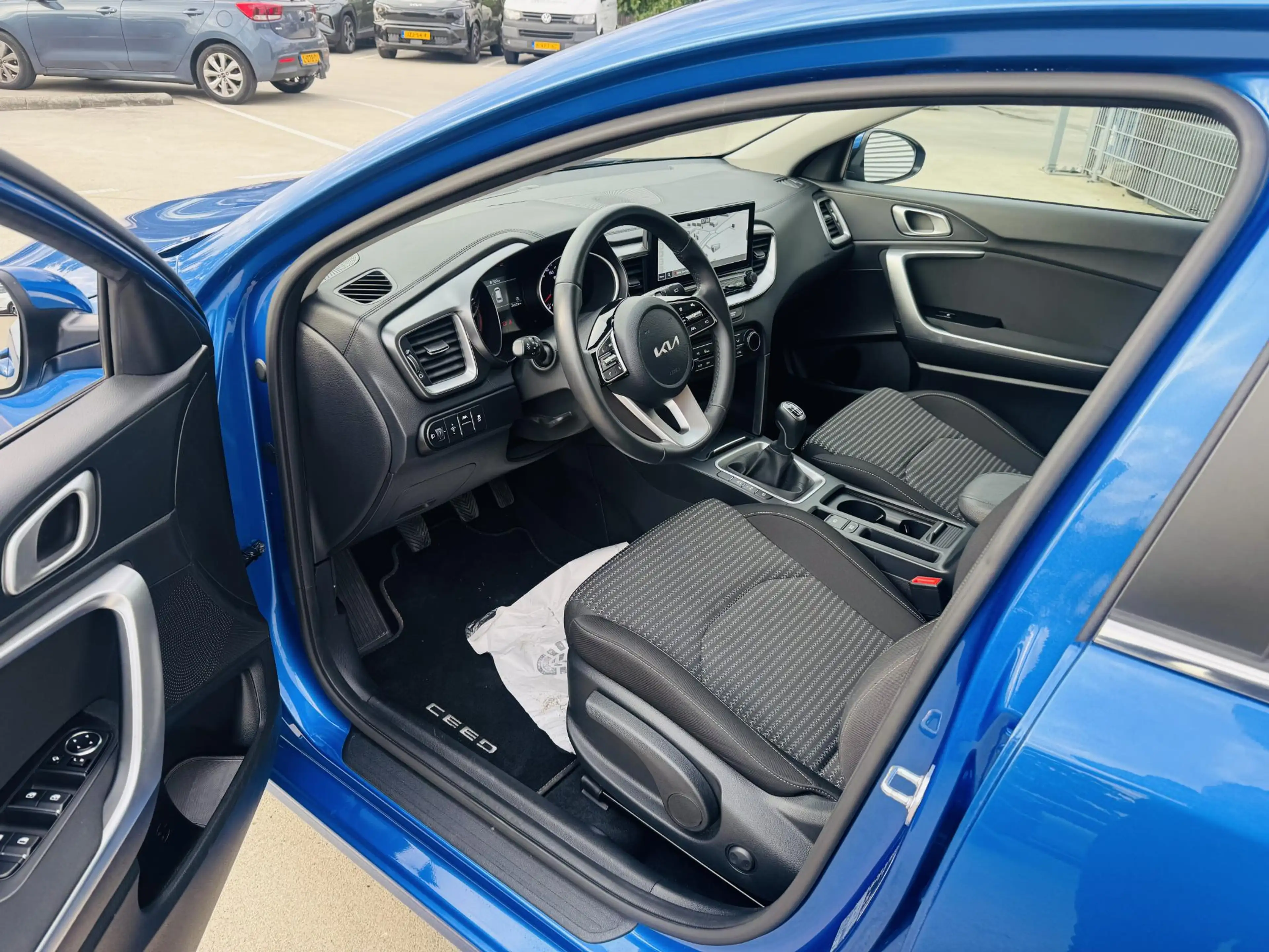 Kia Ceed SW / cee'd SW Sportswagon 1.5 T-GDi DynamicLine Eerste Eigenaar — photo 3