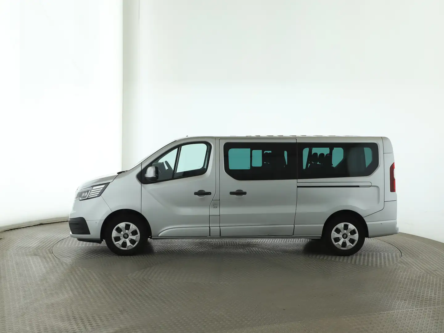 Renault Trafic Grand BLUE dCi 150 L2H1 Evolution EDC 9-Sitzer! Rückfahrkamera PDC KLIMA ABS Fahrerairbag Silber - 2
