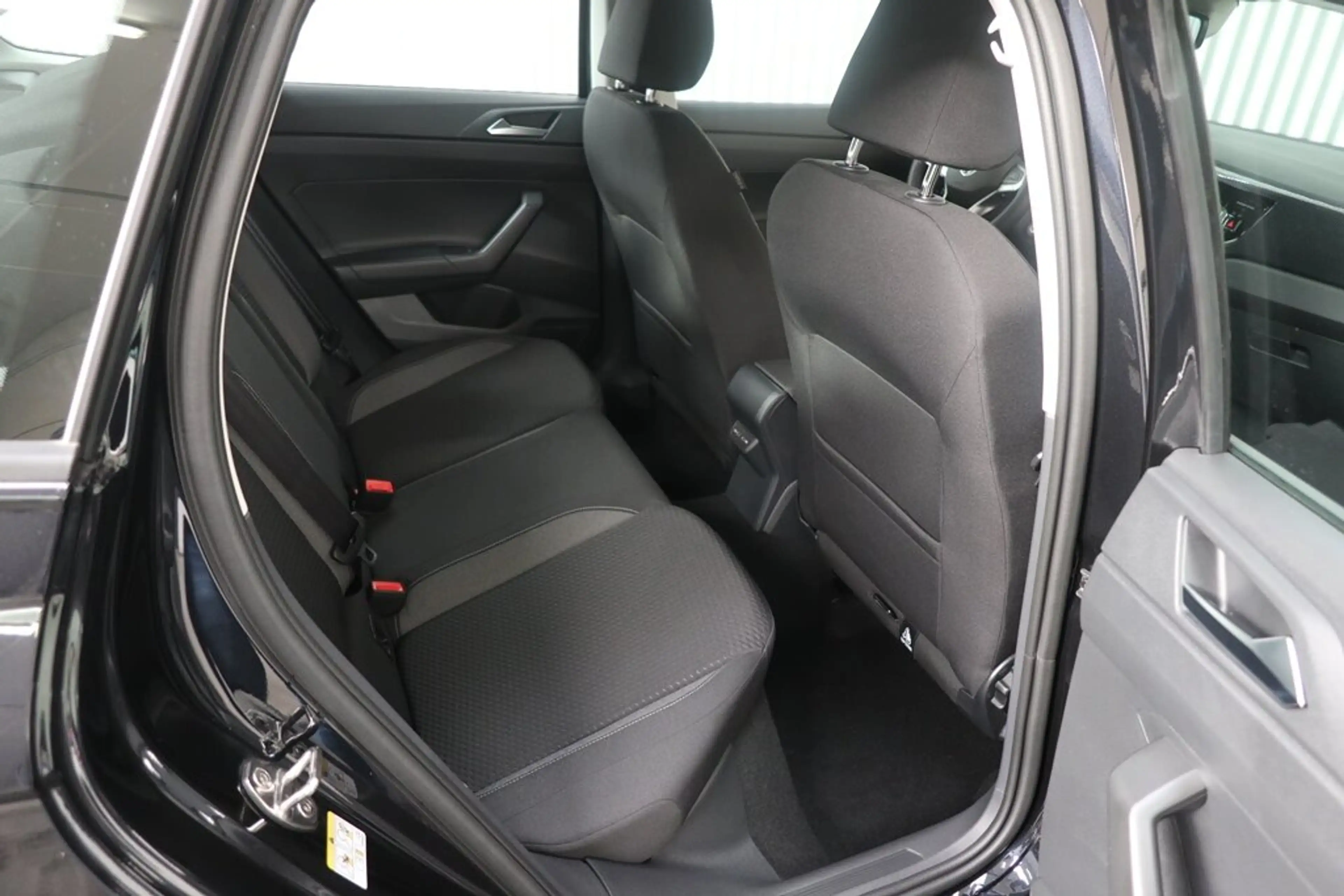 Volkswagen Taigo Life 1.0 TSI DSG LED Parkeersensoren Apple Car Play / Android auto — photo 6