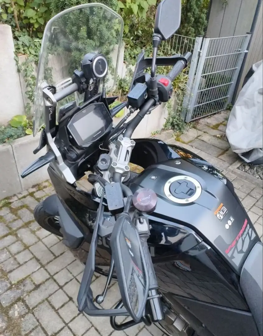 Suzuki V-Strom 1050 XT Negro - 2