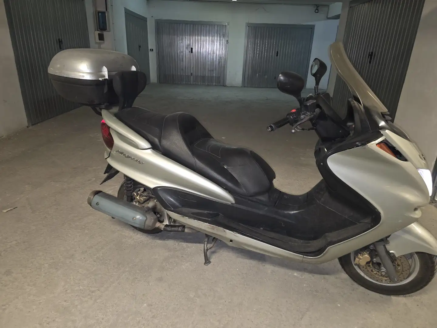 Yamaha Majesty 250 Beige - 1