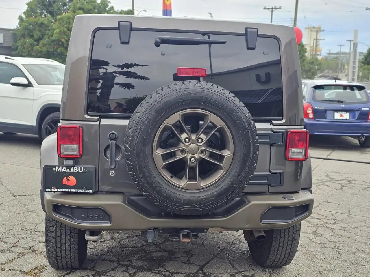 Jeep Wrangler снимка Jeep Wrangler