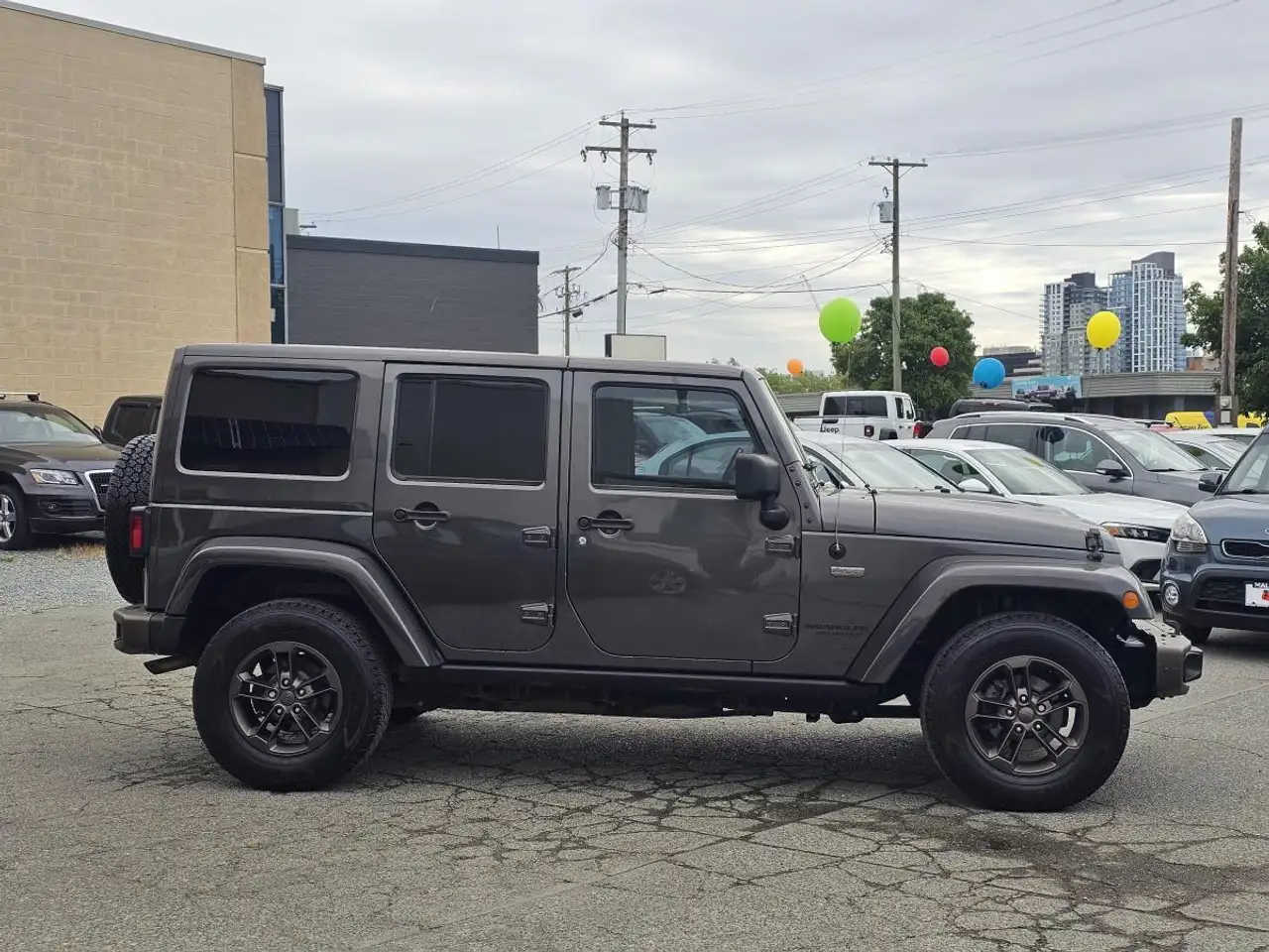 Jeep Wrangler снимка Jeep Wrangler