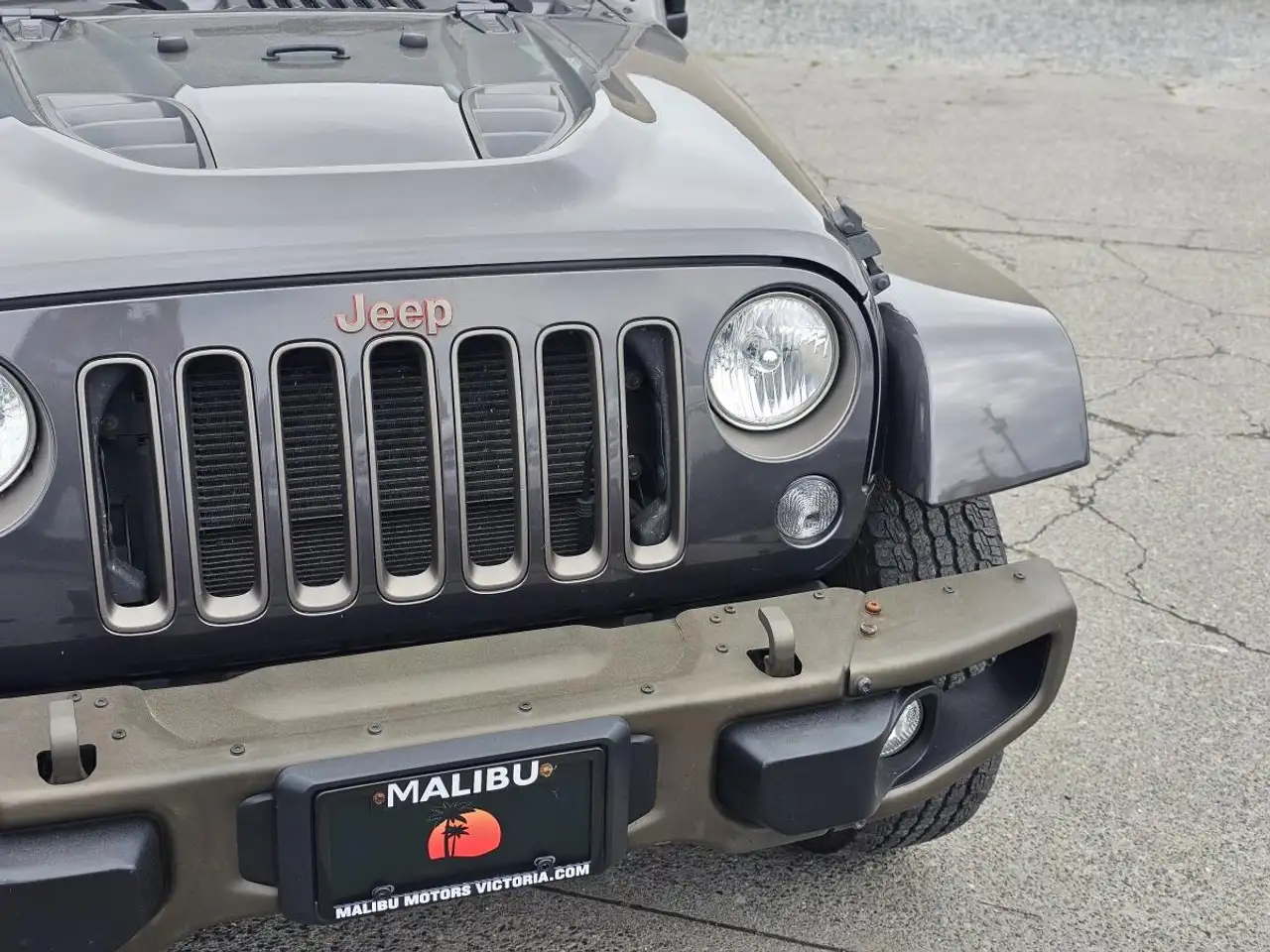 Jeep Wrangler снимка Jeep Wrangler