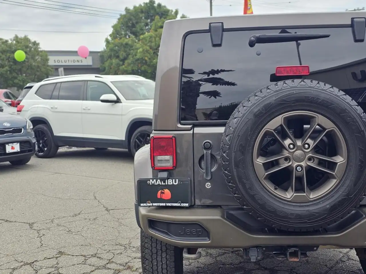 Jeep Wrangler снимка Jeep Wrangler