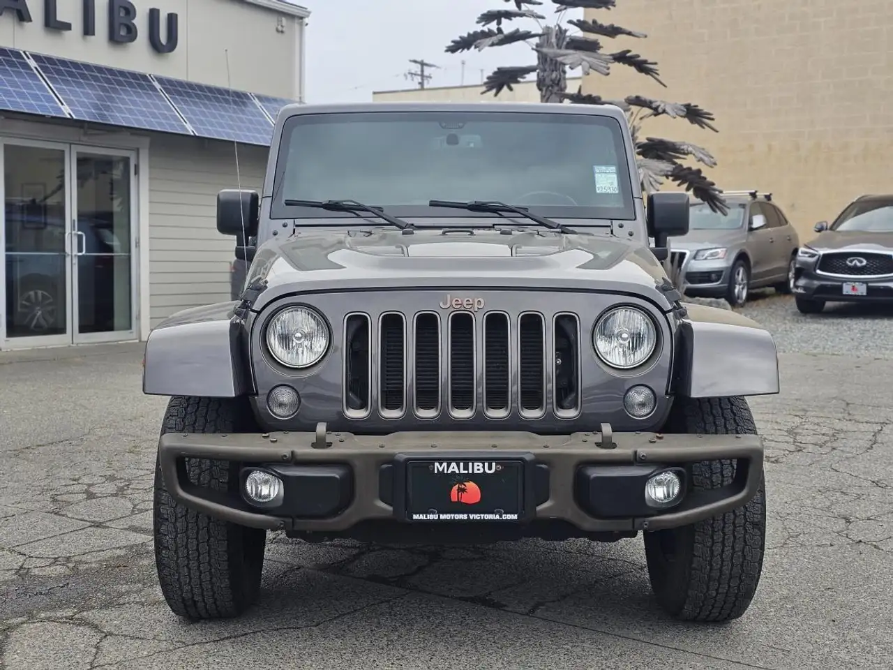 Jeep Wrangler снимка Jeep Wrangler
