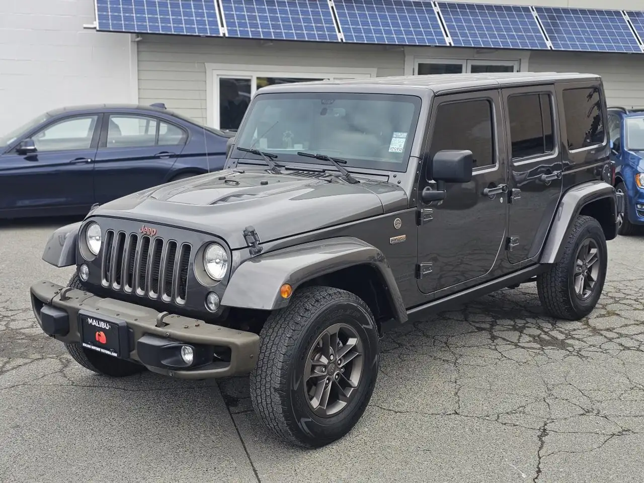 Jeep Wrangler снимка Jeep Wrangler