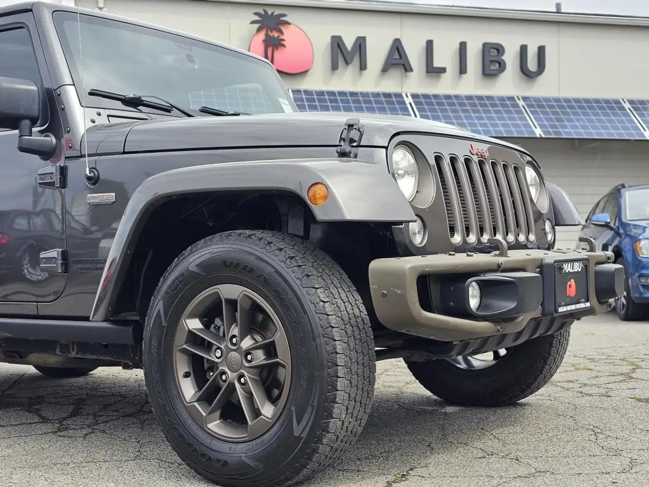 Jeep Wrangler снимка Jeep Wrangler