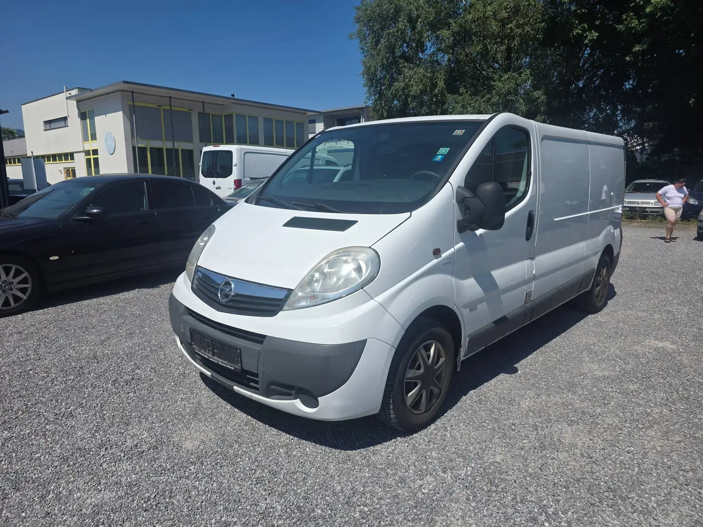 Opel Vivaro Kasten L2H1 2,9t Weiß - 2