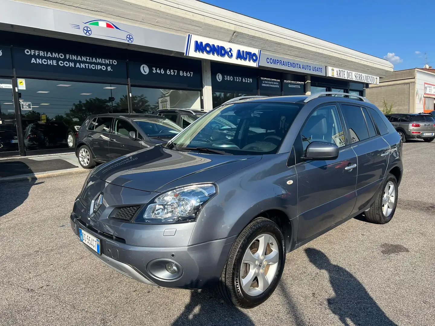 Renault Koleos 2.0 dci Dynamique 4x4 175cv fap*NAVI*SENSORI*PELLE Gri - 1