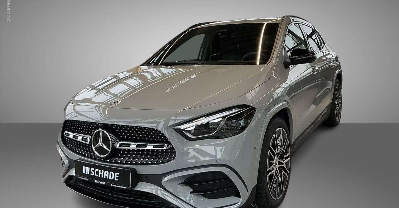 Mercedes-Benz GLA 200 Premium auto Night 2025 163cv camera 20"