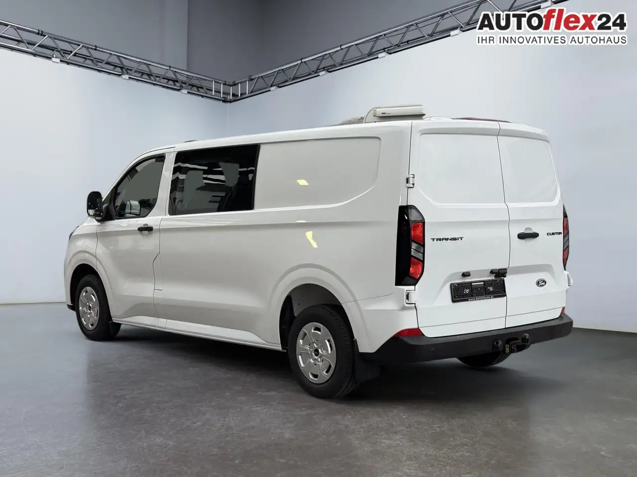 Ford Transit Custom Trend 320 AT DOKA L2 6Si AHK Sync4 SHZ PDC Kam ... 5