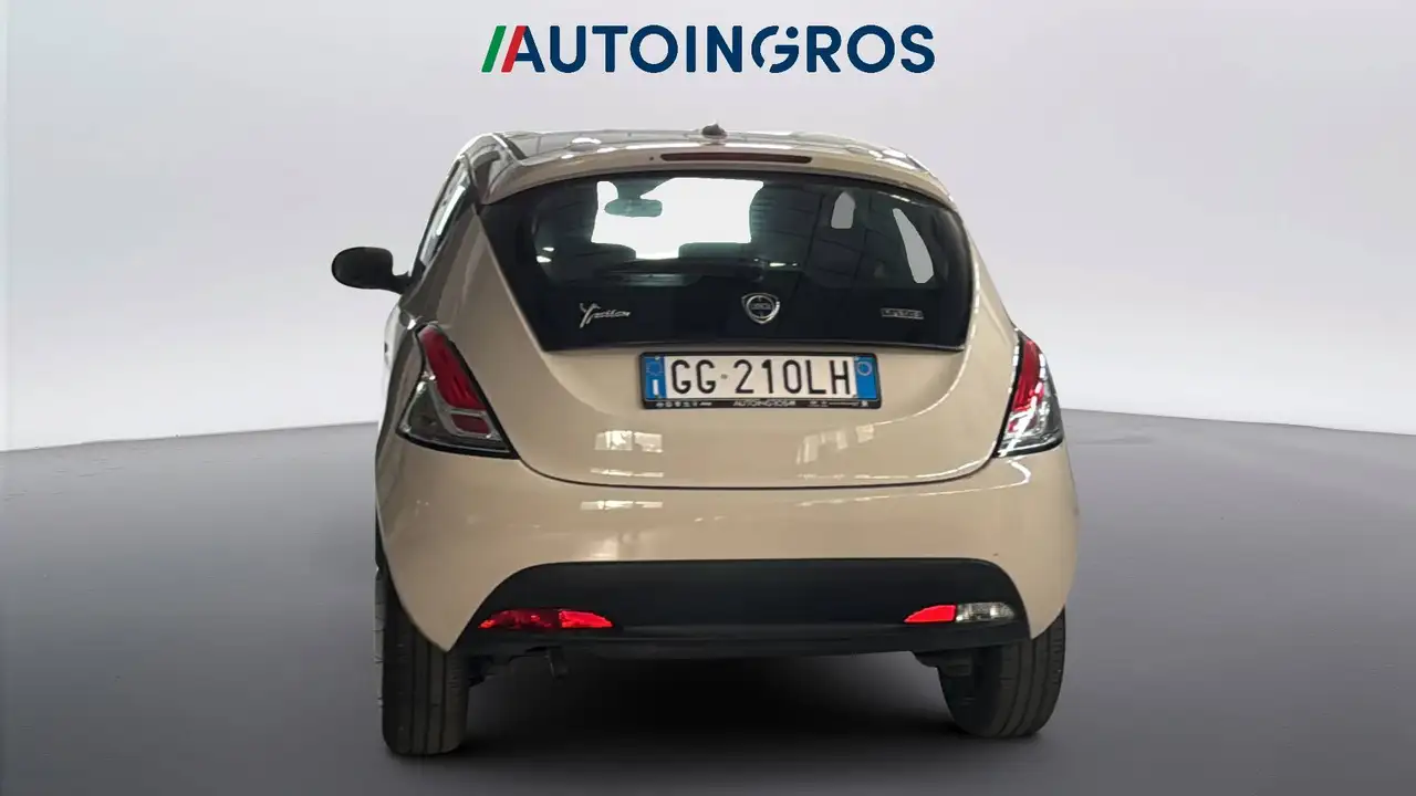 Lancia Ypsilon 2021